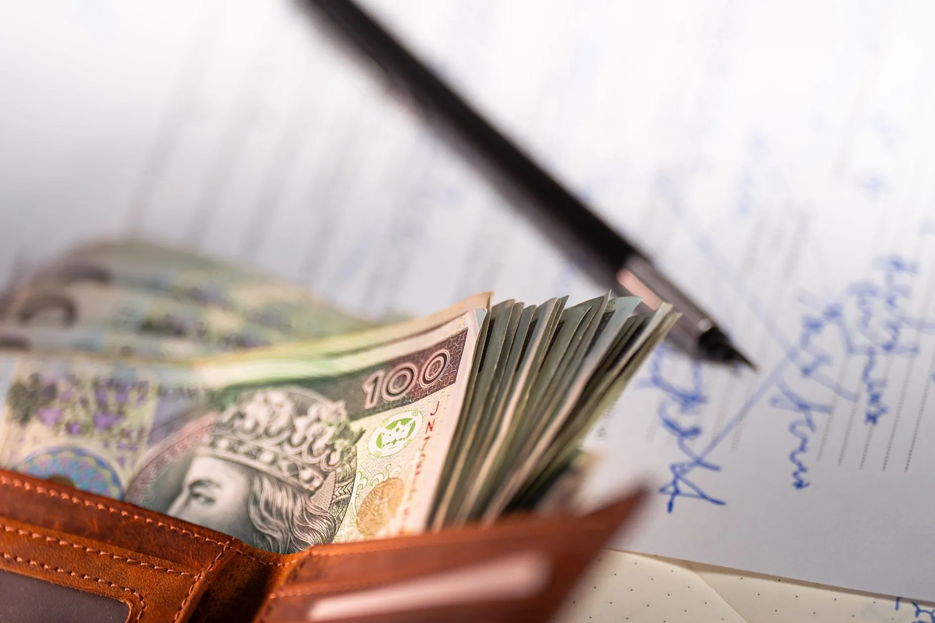 Mortgage Qualification With W-2 Income: How Lenders Verify and Evaluate Earnings